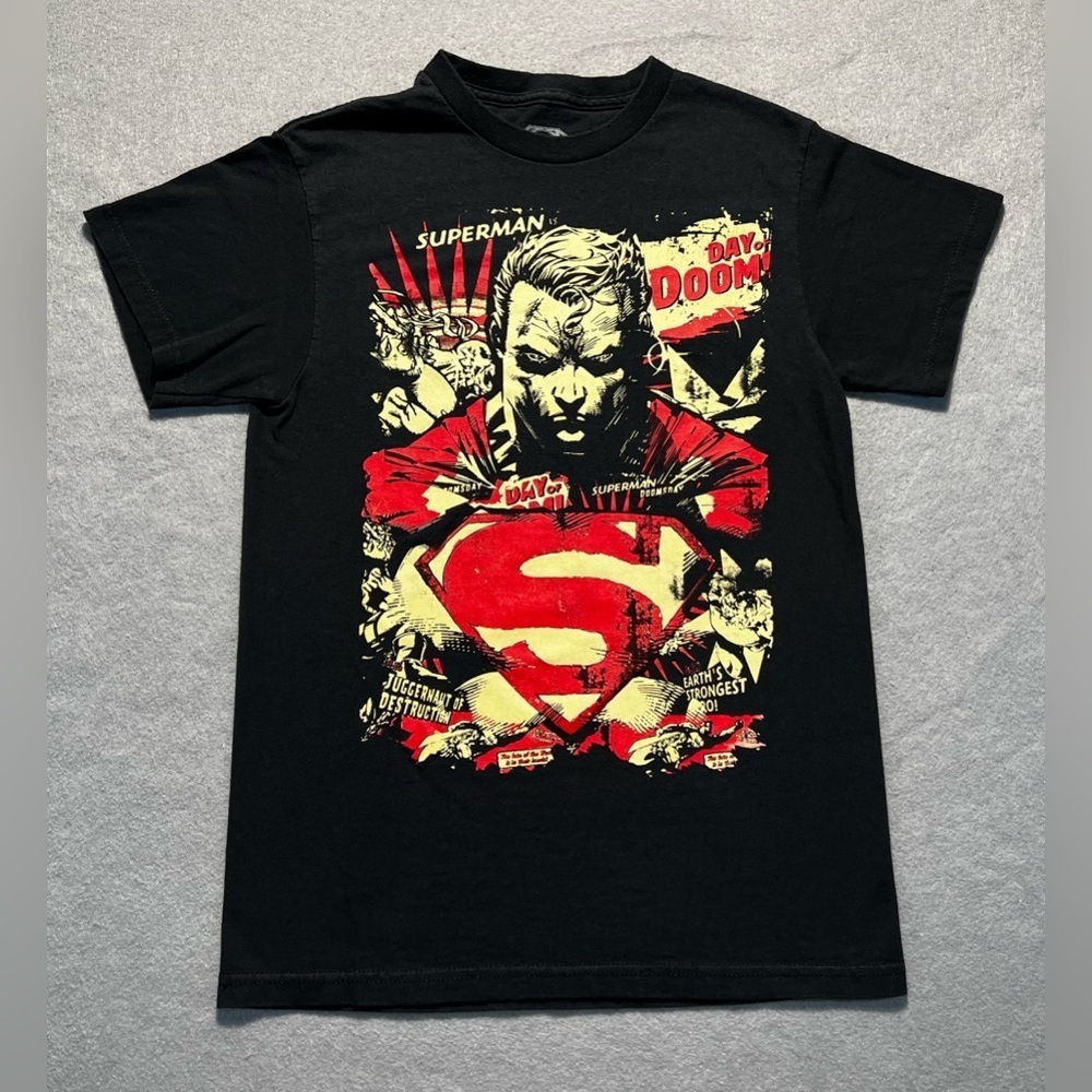 Superman Men’s Small Black Graphic T-Shirt Day of Doom DC Comics